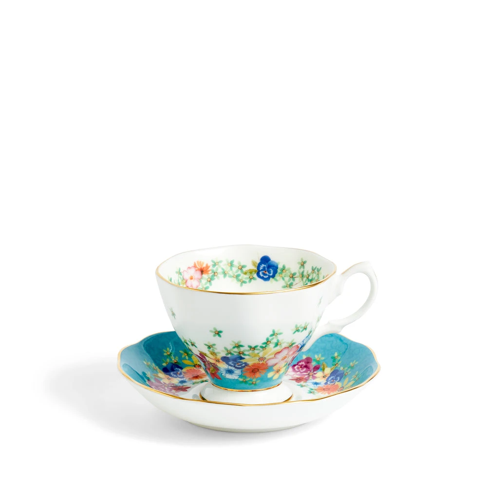 Royal Albert 100 Years Tea Set - Florence 1940 5 Royal Albert 100 Years Tea Set - Florence 1940 - Image 5