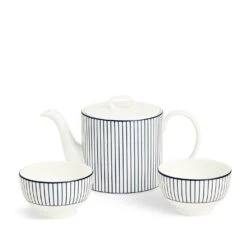 Wedgwood Gio Pinstripe Teapot And Bowl Set White 7 Wedgwood Gio Pinstripe Teapot And Bowl Set White -Tableware Discount Store 1082471 701587498555 Wedgwood GIO GIOBlueTeapot400ml TeaBowl8cmSetof2PinstripeWhite front