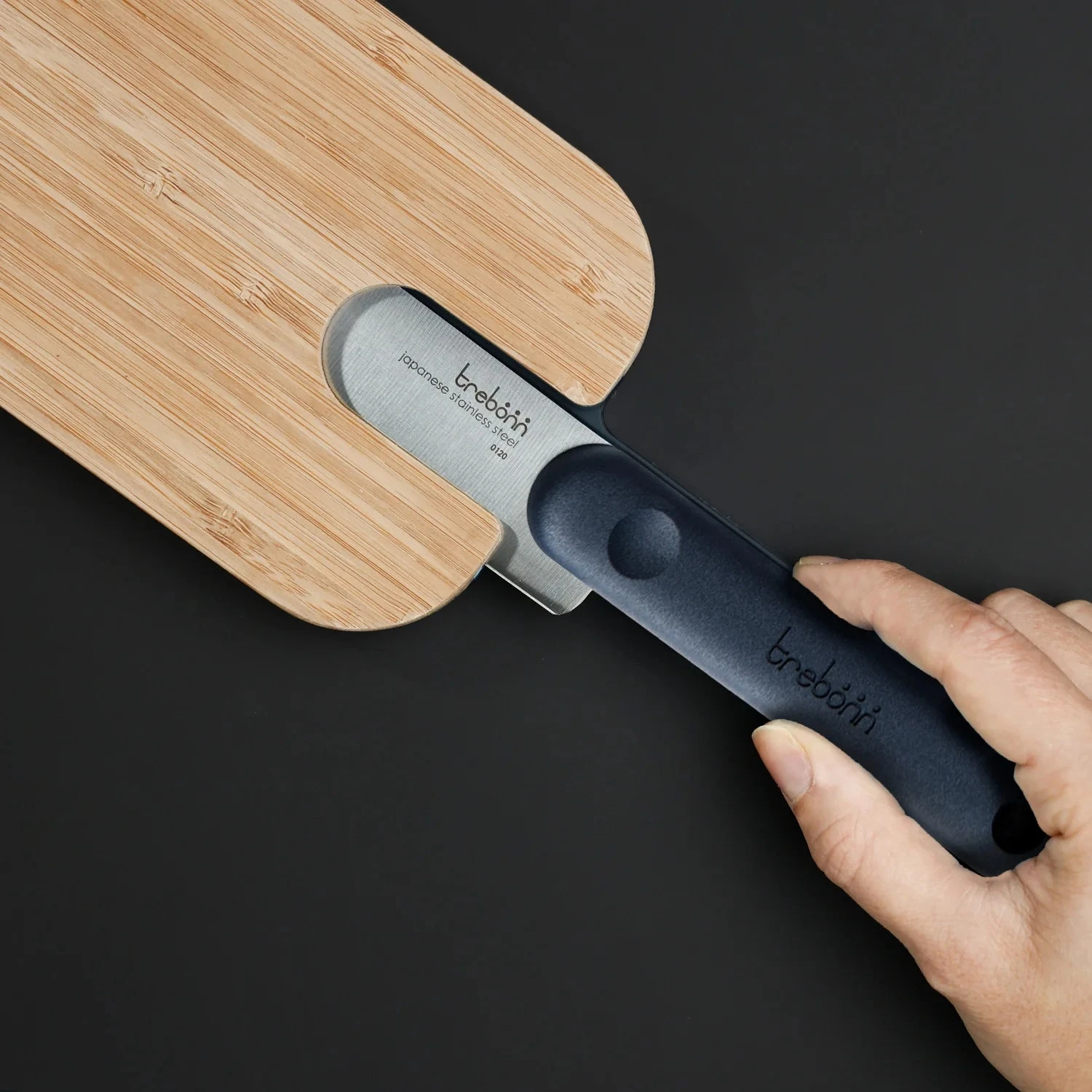 Trebonn Artu Cutting Board With Salami Knife 18cm (Black Edition) 1 Trebonn Artu Cutting Board With Salami Knife 18cm (Black Edition)