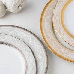 Noritake Glendonald Platinum Gravy Boat With Tray -Tableware Discount Store 1712 1713 Image 2 a2007143 4578 4fa5 ba9b e32ee729b850