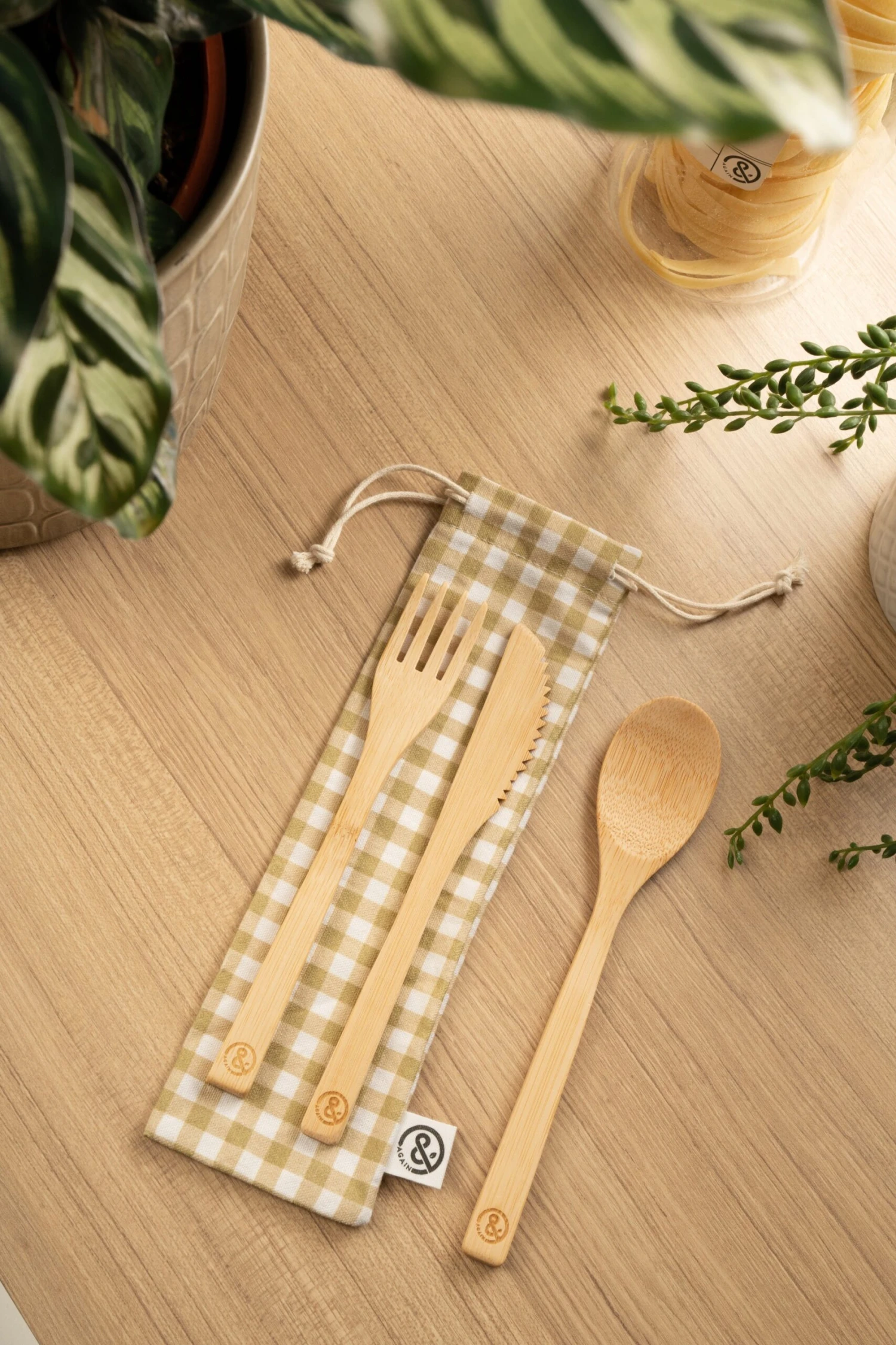 &Again Bamboo Cutlery Set 3 &Again Bamboo Cutlery Set - Image 3