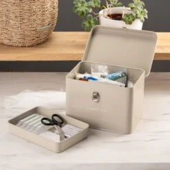 Artisan Street First Aid Storage Tin -Tableware Discount Store ASFIRSTAIDSTN 2 38d7ccdf a564 4312 99b9 232c8316647e