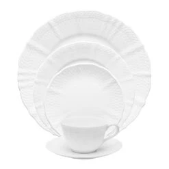 Noritake Cher Blanc Teapot 1.2L Large -Tableware Discount Store CherBlancWEB 9a93c807 6671 476f 8892 ad27f37c8e85