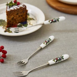 Portmeirion Holly And Ivy Set Of 6 Pastry Forks -Tableware Discount Store Portmeirion Holly and Ivy Set of 6 Pastry Forks 3