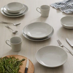 Royal Doulton Gordon Ramsay Maze Light Grey 12 Piece Dinner Set -Tableware Discount Store Royal Doulton Gordon Ramsey Maze Light Grey Styled 04