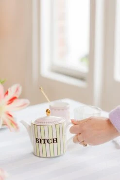 Yvonne Ellen Tea For Two - Doggie -Tableware Discount Store YEDOGTPOTSET 25