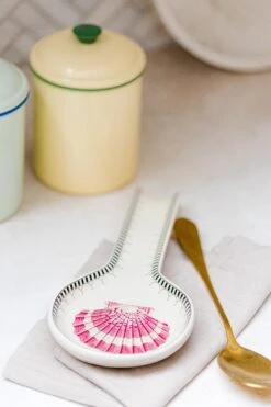 Yvonne Ellen Spoon Rest - Shell -Tableware Discount Store YESPNRSTSHELL 21