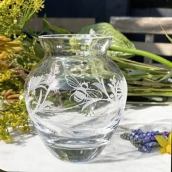 Royal Scot Crystal Bee & Honeysuckle Small Posy Vase 5" -Tableware Discount Store beesposy 04 1000